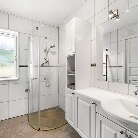 Evamaria - 10m From The Sea By Interhome *