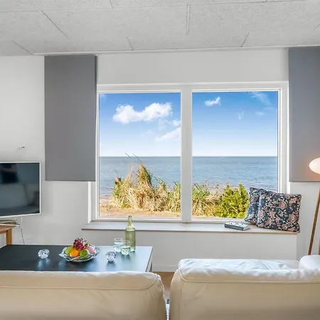 Evamaria - 10m From The Sea By Interhome