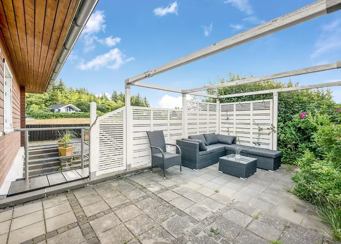 Evamaria - 10m From The Sea By Interhome *