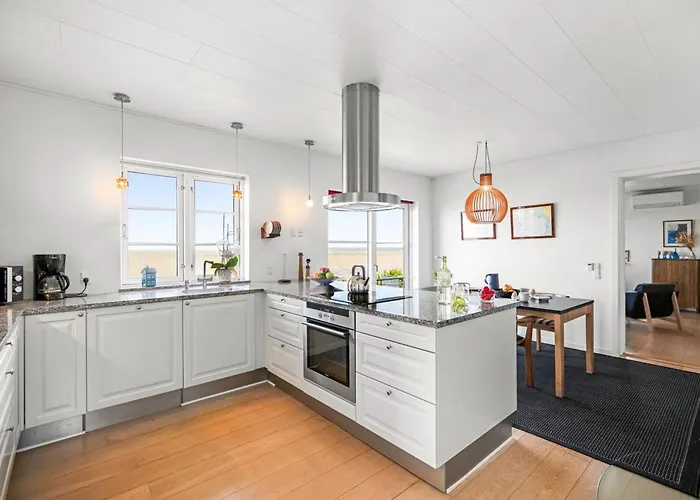 Holiday home Evamaria - 10m From The Sea By Interhome *