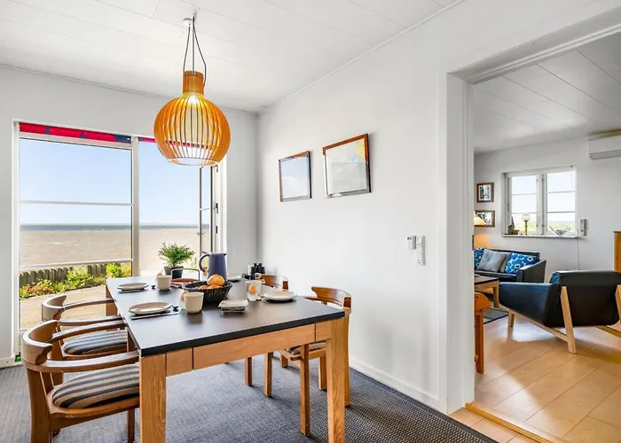 Evamaria - 10m From The Sea By Interhome Holiday home